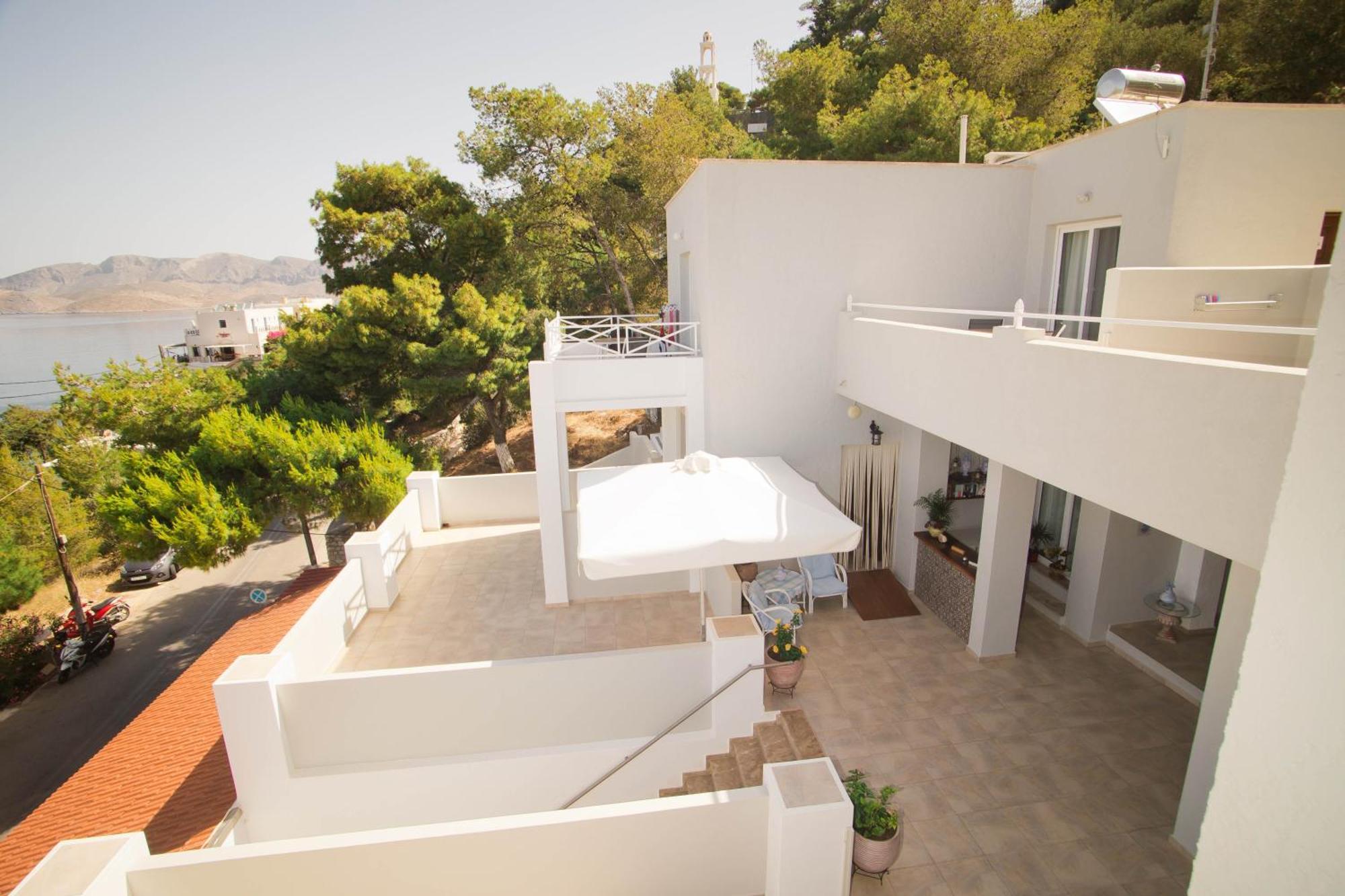 Acropolis Hotel Masouri Exterior photo